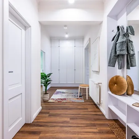Days - With Ac In Vinohrady Apartman *